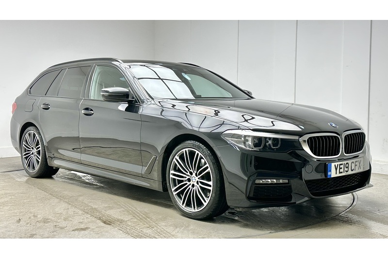 BMW 5 Series 520i M Sport - U3726