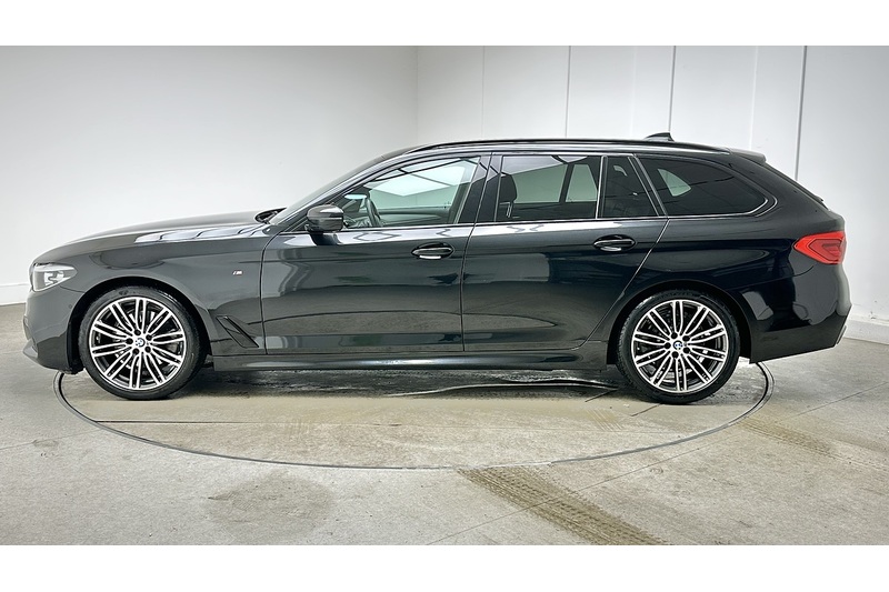 BMW 5 Series 520i M Sport - U3726