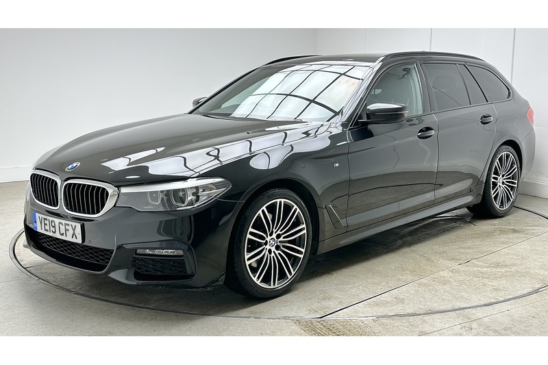 BMW 5 Series 520i M Sport - U3726