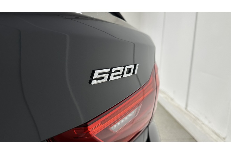 BMW 5 Series 520i M Sport - U3726