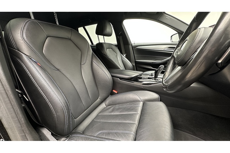BMW 5 Series 520i M Sport - U3726