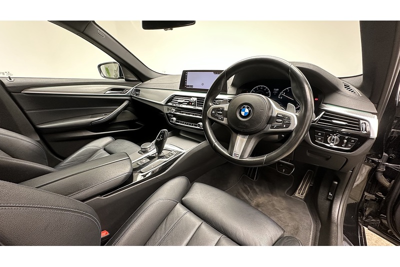 BMW 5 Series 520i M Sport - U3726