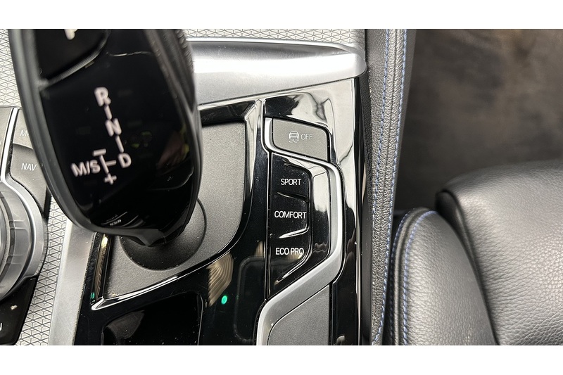 BMW 5 Series 520i M Sport - U3726