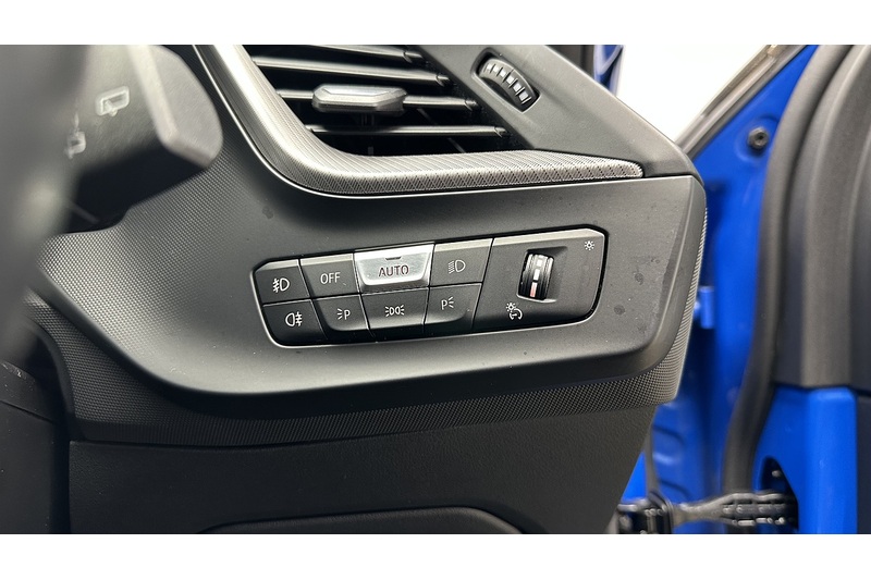 BMW 1 Series 1.5 118i M Sport (LCP) Hatchback 5dr Petrol DCT Euro 6 (s/s) (136 ps) - U374