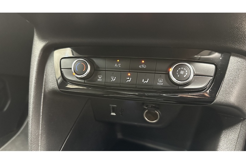 Vauxhall Corsa SE - U3748