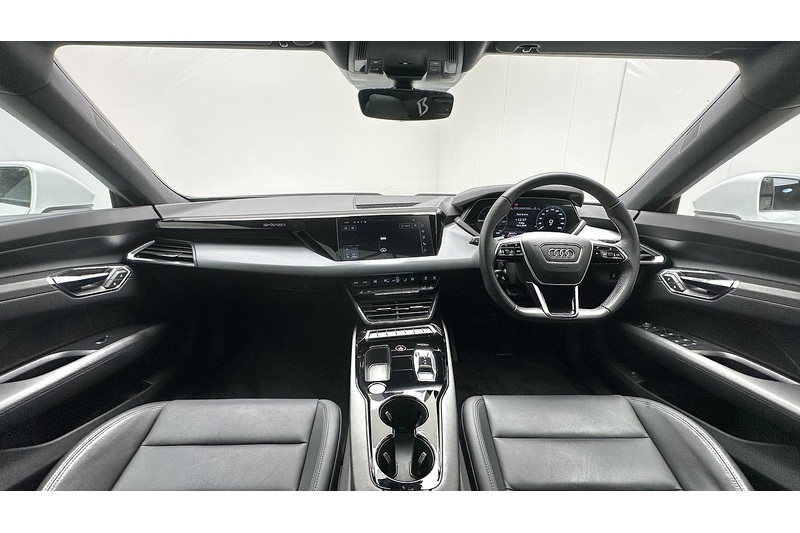 Audi e-tron GT  - U3770