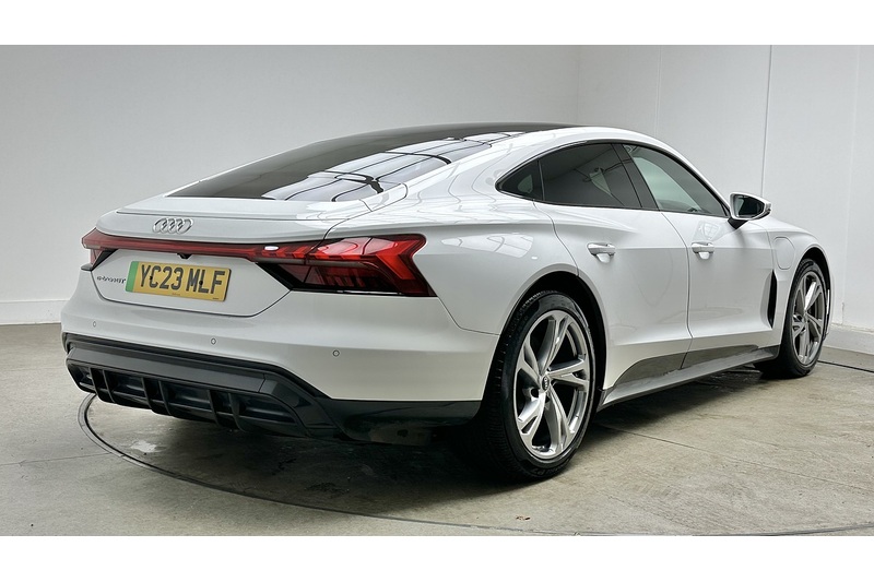Audi e-tron GT  - U3770