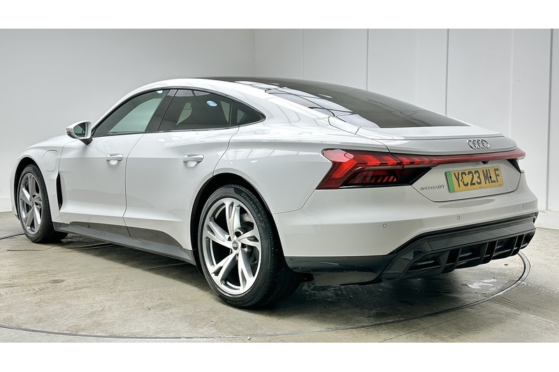 Audi e-tron GT  - U3770