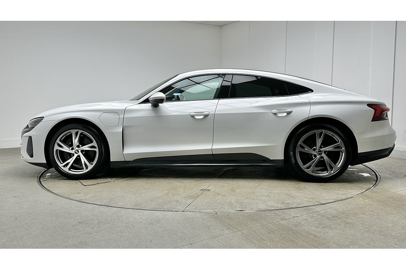 Audi e-tron GT  - U3770