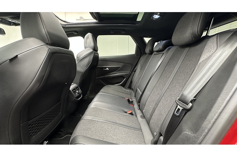 Peugeot 3008 PureTech GT Line Premium - U3794