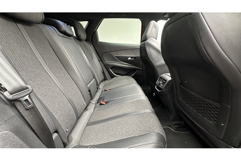 Peugeot 3008 PureTech GT Line Premium - U3794