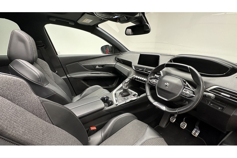 Peugeot 3008 PureTech GT Line Premium - U3794