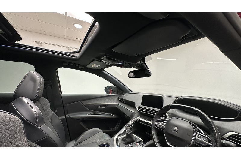 Peugeot 3008 PureTech GT Line Premium - U3794
