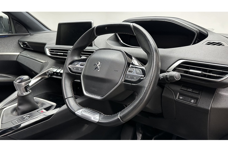 Peugeot 3008 PureTech GT Line Premium - U3794