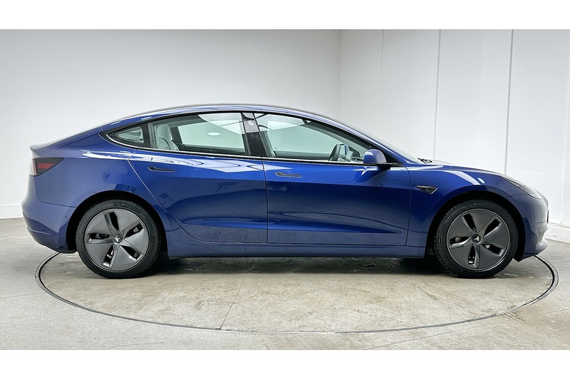 Tesla Model 3 Standard Range Plus - U3796