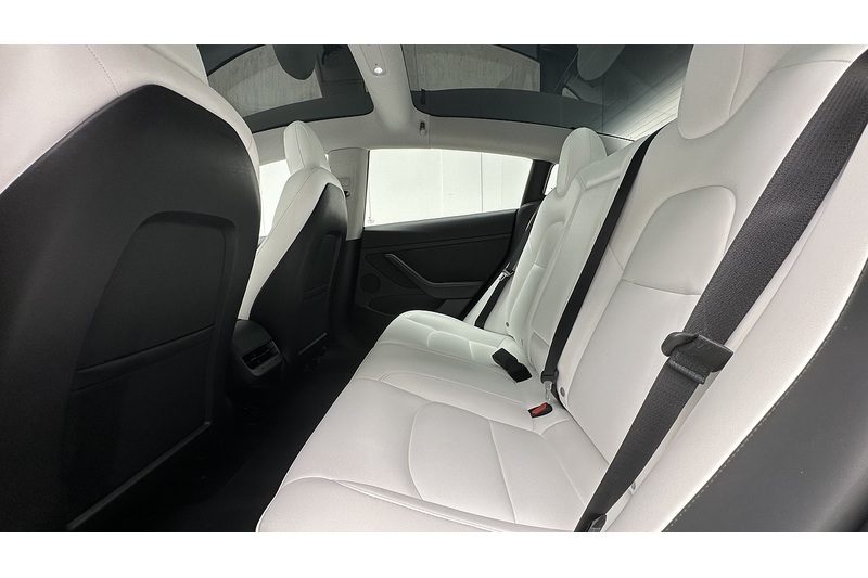 Tesla Model 3 Standard Range Plus - U3796