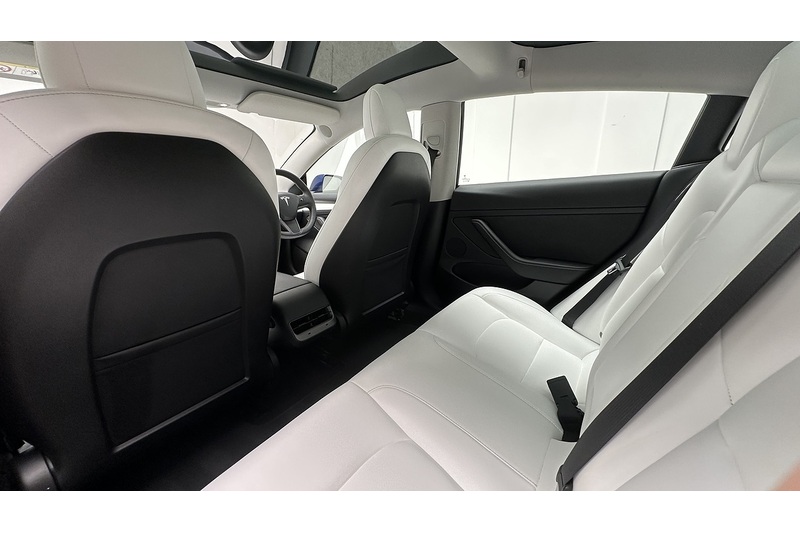 Tesla Model 3 Standard Range Plus - U3796