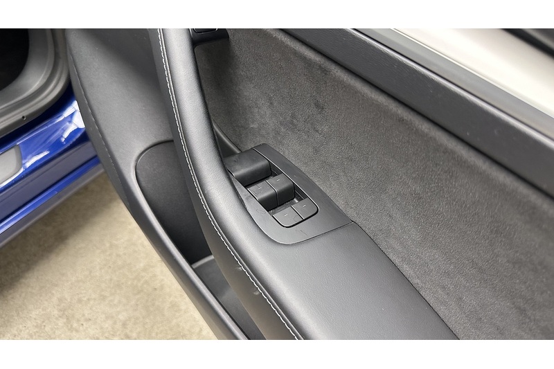 Tesla Model 3 Standard Range Plus - U3796