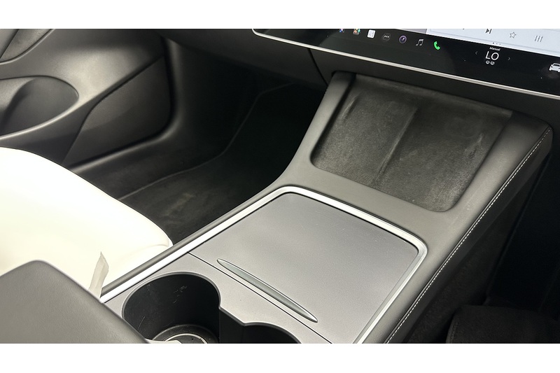 Tesla Model 3 Standard Range Plus - U3796