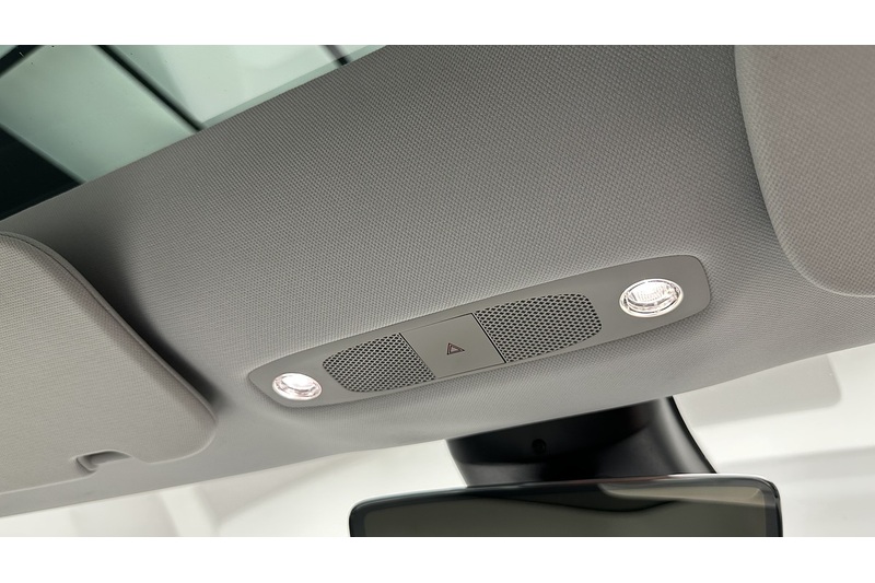 Tesla Model 3 Standard Range Plus - U3796