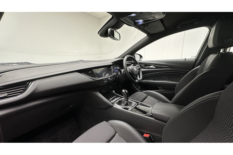 Vauxhall Insignia i Turbo SRi VX Line Nav - U3802