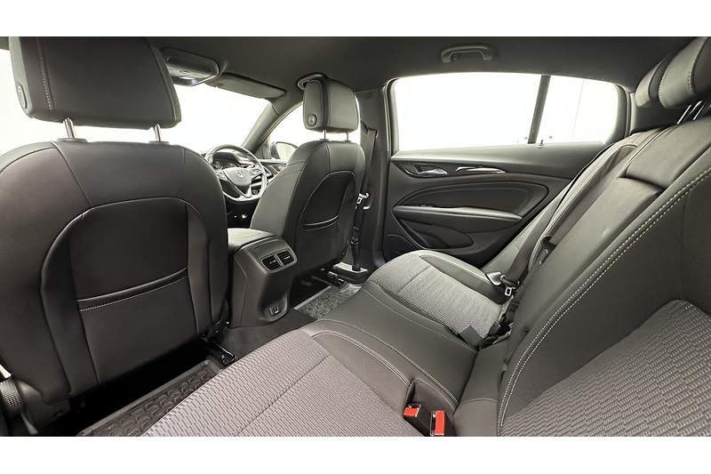 Vauxhall Insignia i Turbo SRi VX Line Nav - U3802