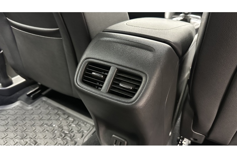 Vauxhall Insignia i Turbo SRi VX Line Nav - U3802