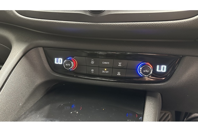 Vauxhall Insignia i Turbo SRi VX Line Nav - U3802