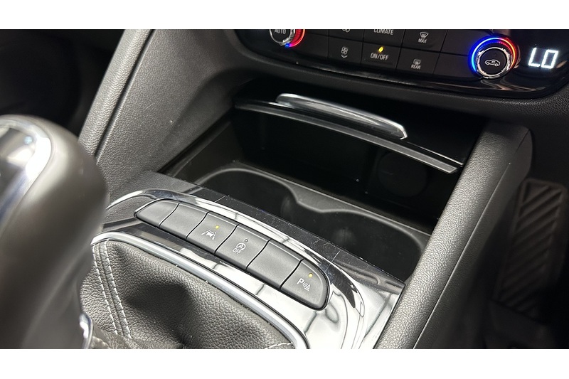 Vauxhall Insignia i Turbo SRi VX Line Nav - U3802