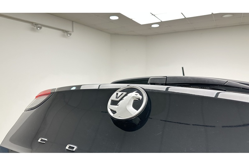 Vauxhall Corsa Design - U3806
