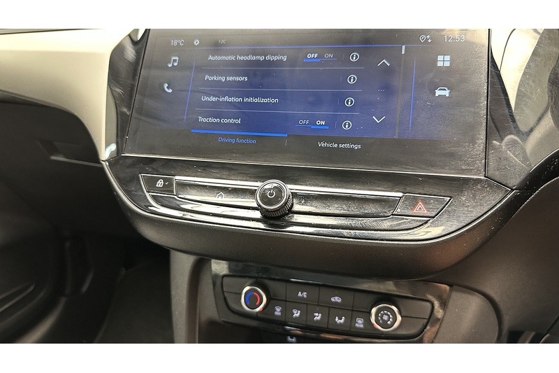 Vauxhall Corsa Design - U3806