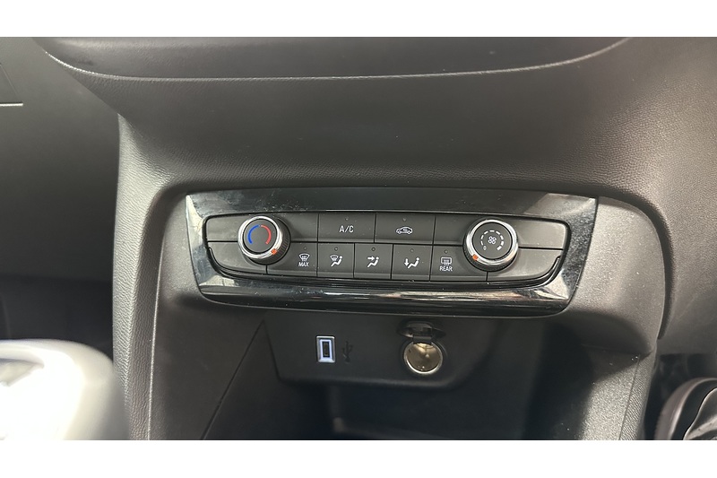 Vauxhall Corsa Design - U3806