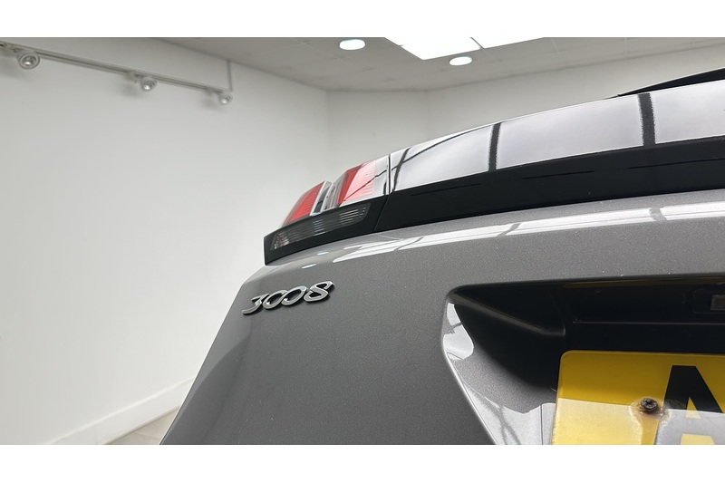 Peugeot 3008 PureTech GT Line - U3809