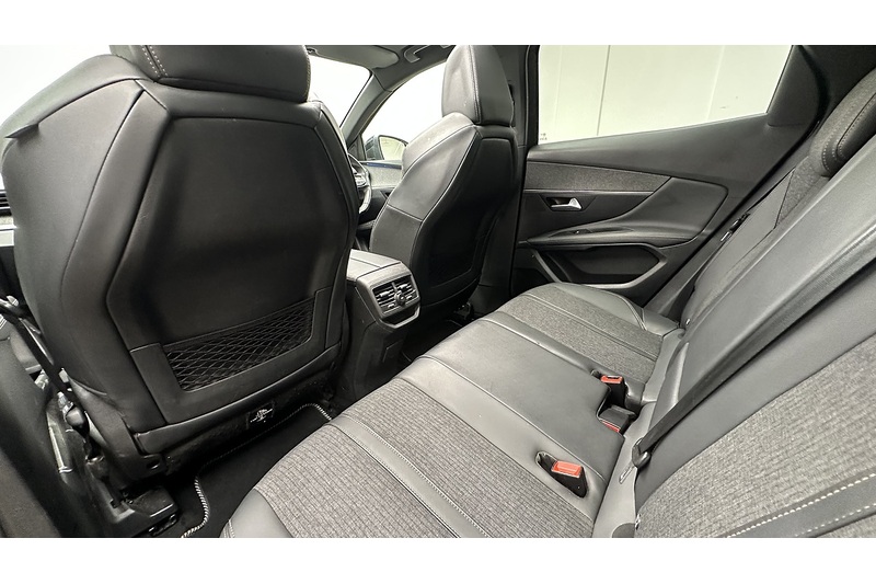 Peugeot 3008 PureTech GT Line - U3809