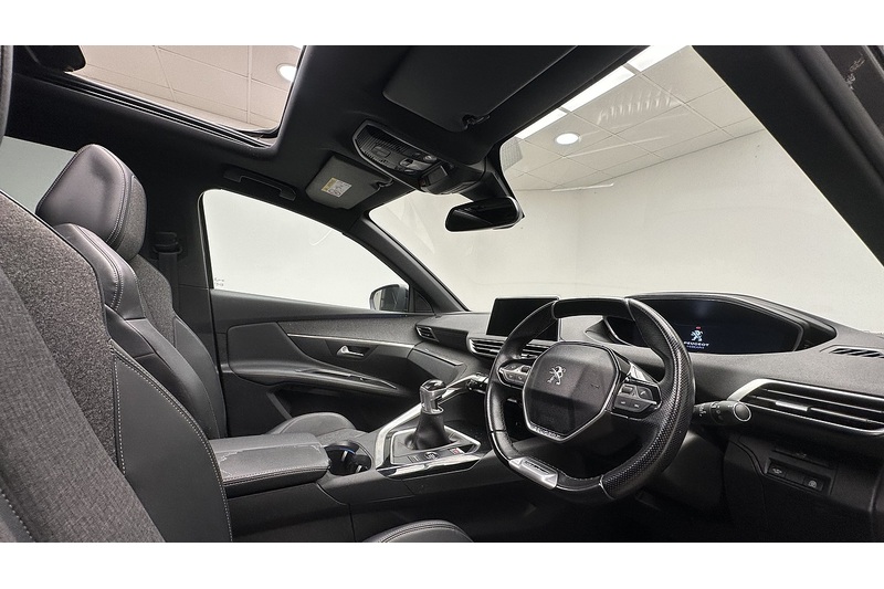 Peugeot 3008 PureTech GT Line - U3809