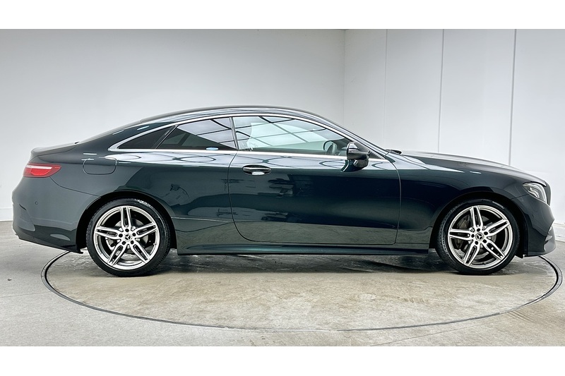 Mercedes-Benz E Class E220d AMG Line - U3810