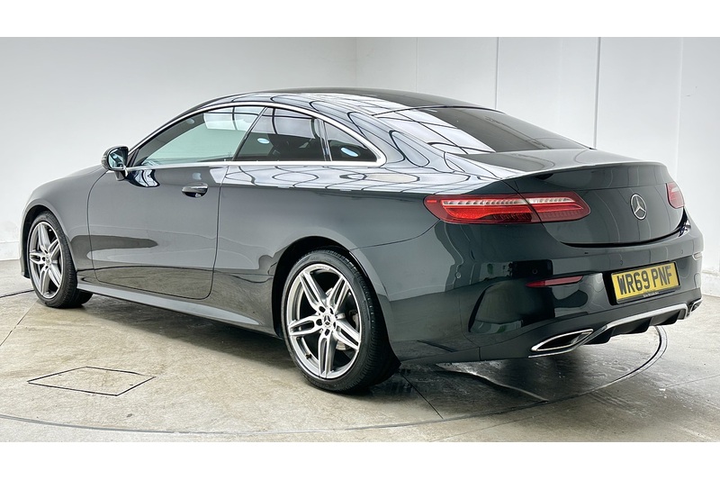 Mercedes-Benz E Class E220d AMG Line - U3810