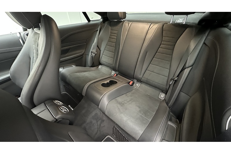 Mercedes-Benz E Class E220d AMG Line - U3810