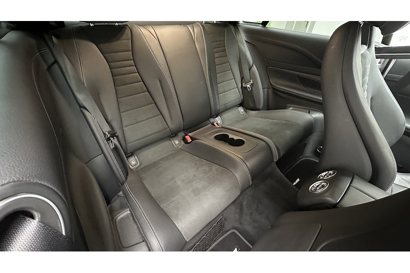 Mercedes-Benz E Class E220d AMG Line - U3810