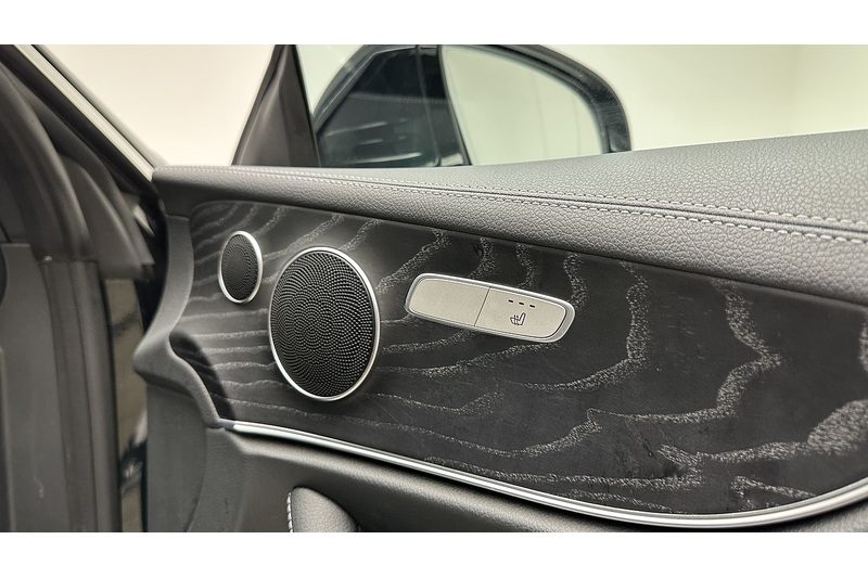 Mercedes-Benz E Class E220d AMG Line - U3810