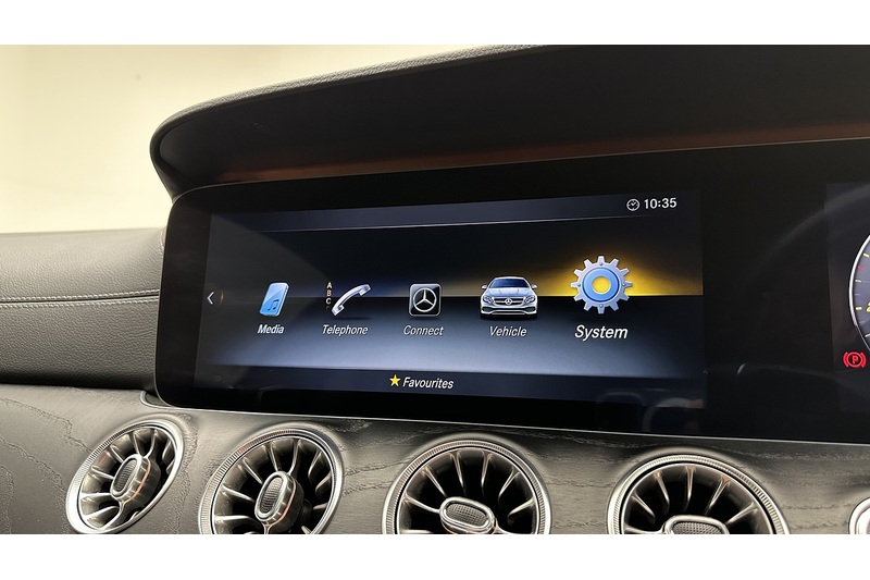 Mercedes-Benz E Class E220d AMG Line - U3810