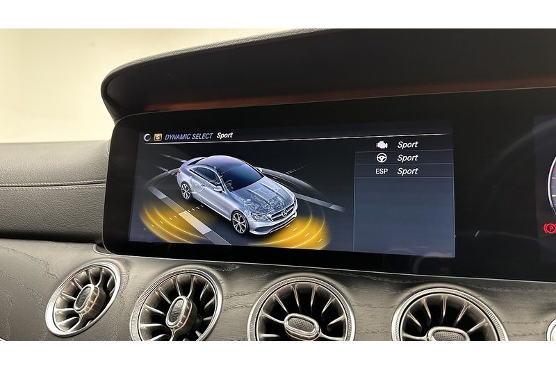 Mercedes-Benz E Class E220d AMG Line - U3810