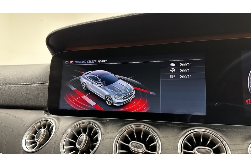Mercedes-Benz E Class E220d AMG Line - U3810