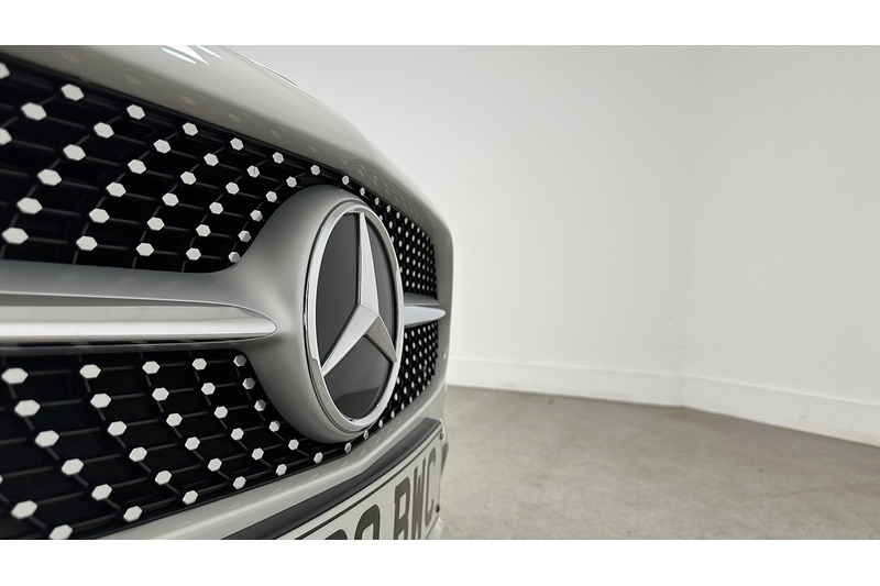 Mercedes-Benz A Class A200 AMG Line - U3812