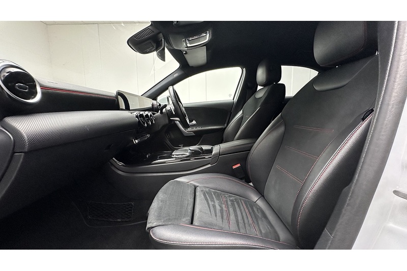 Mercedes-Benz A Class A200 AMG Line - U3812