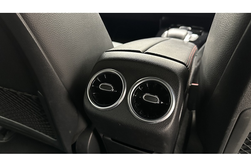 Mercedes-Benz A Class A200 AMG Line - U3812