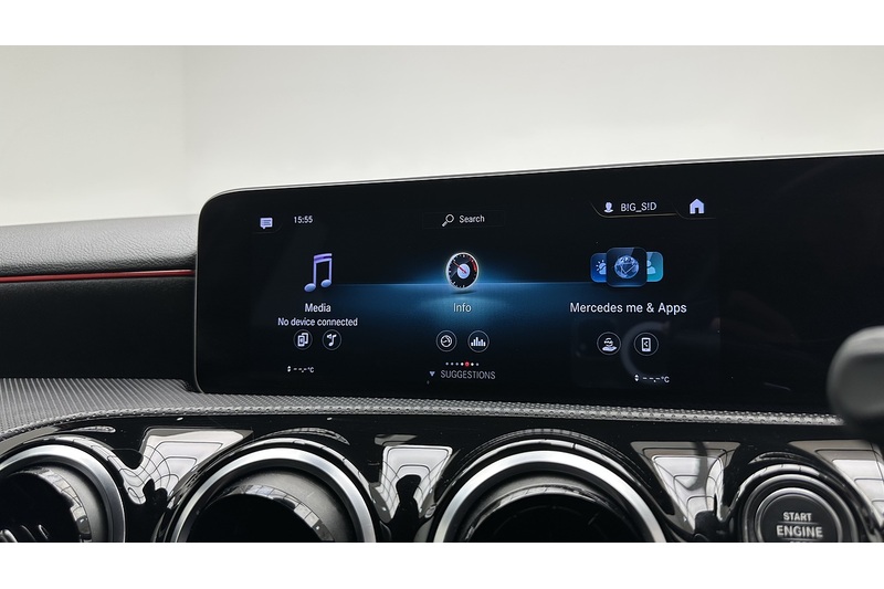 Mercedes-Benz A Class A200 AMG Line - U3812