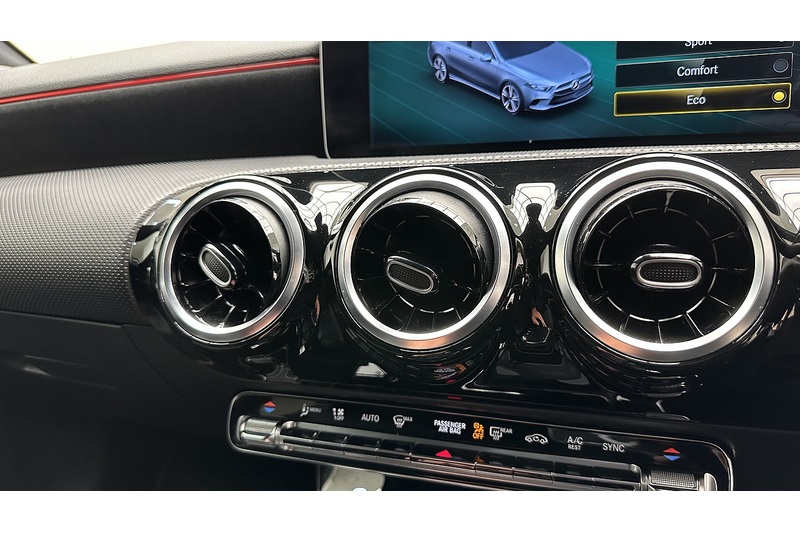 Mercedes-Benz A Class A200 AMG Line - U3812