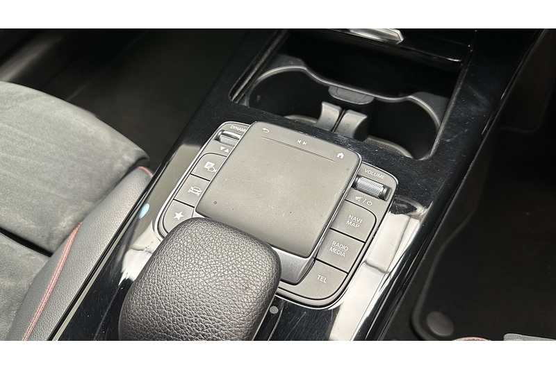 Mercedes-Benz A Class A200 AMG Line - U3812
