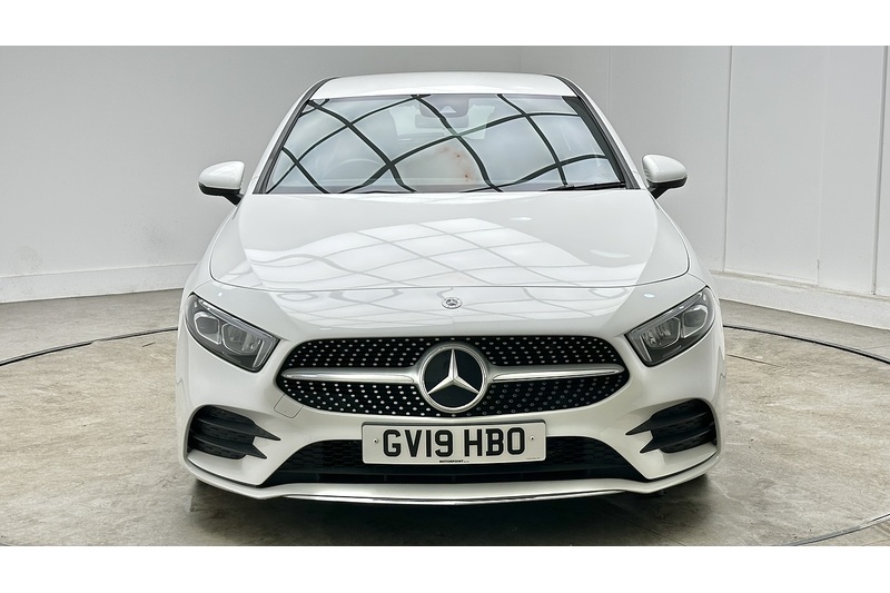 Mercedes-Benz A Class A180d AMG Line - U3814